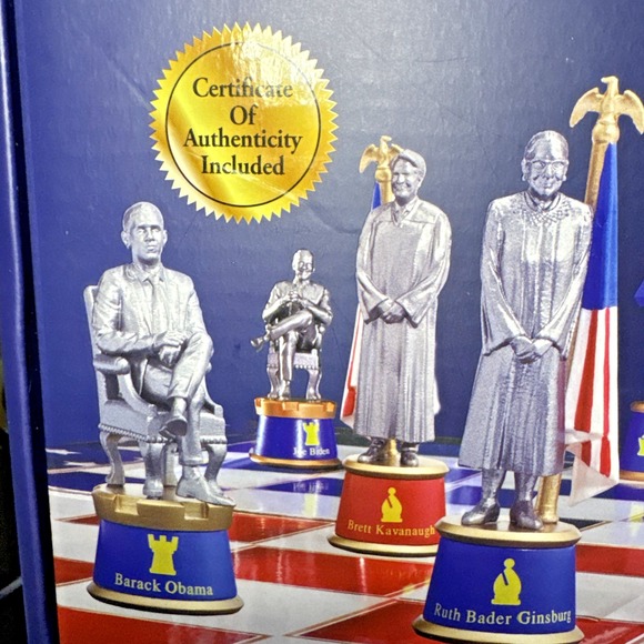 RARE COMPLETE 2020 Election Battle for White House Chess Set Trump Biden Kamala - Picture 5 of 11